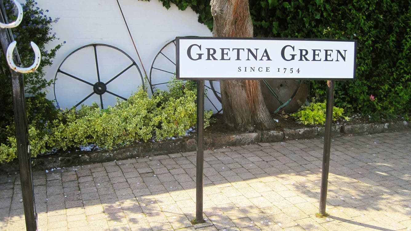 A familiar image of Annan phone numbers