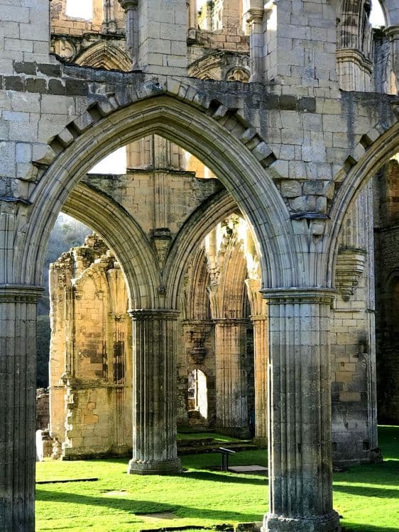 A familiar image of Helmsley phone numbers